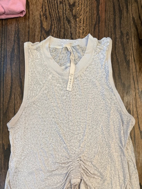 lululemon athletica Tops - LULULEMON cropped tank top gray size 10
